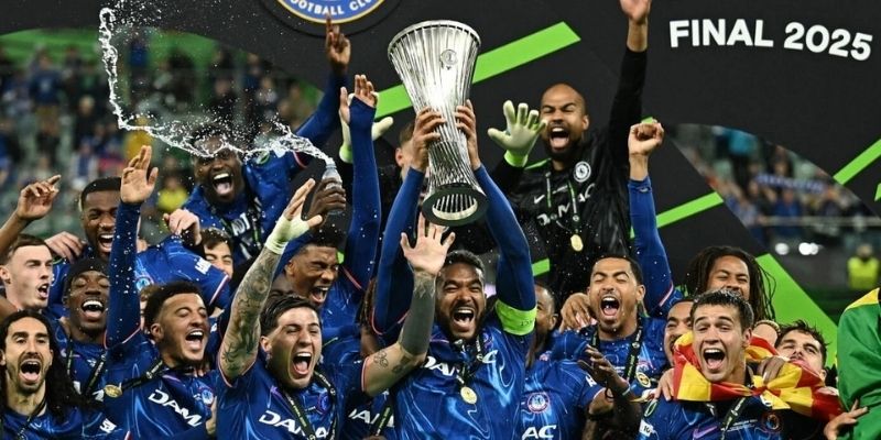 Cup C2 Châu Âu 26 Những đội bóng gây tiếng vang ở Europa League